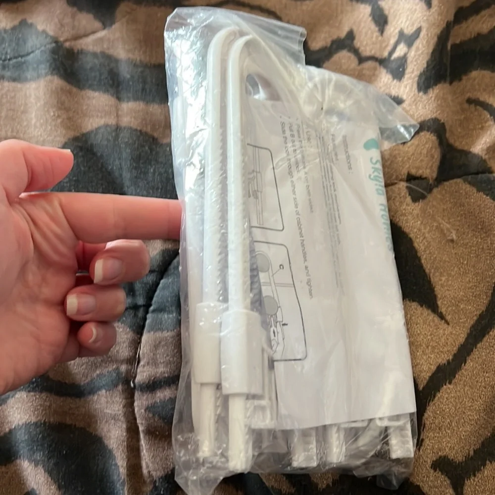 NIB Kid Proof Cabinet Handle Locks (8-Pack)